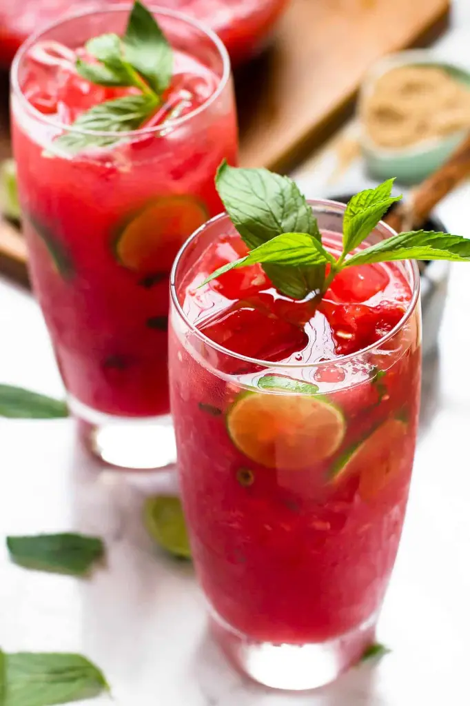 These-Watermelon-Mojitos-are-incredible-easy-to-make-only-5-ingredients-and-are-a-perfect-refreshing-summer-cocktail-2.webp